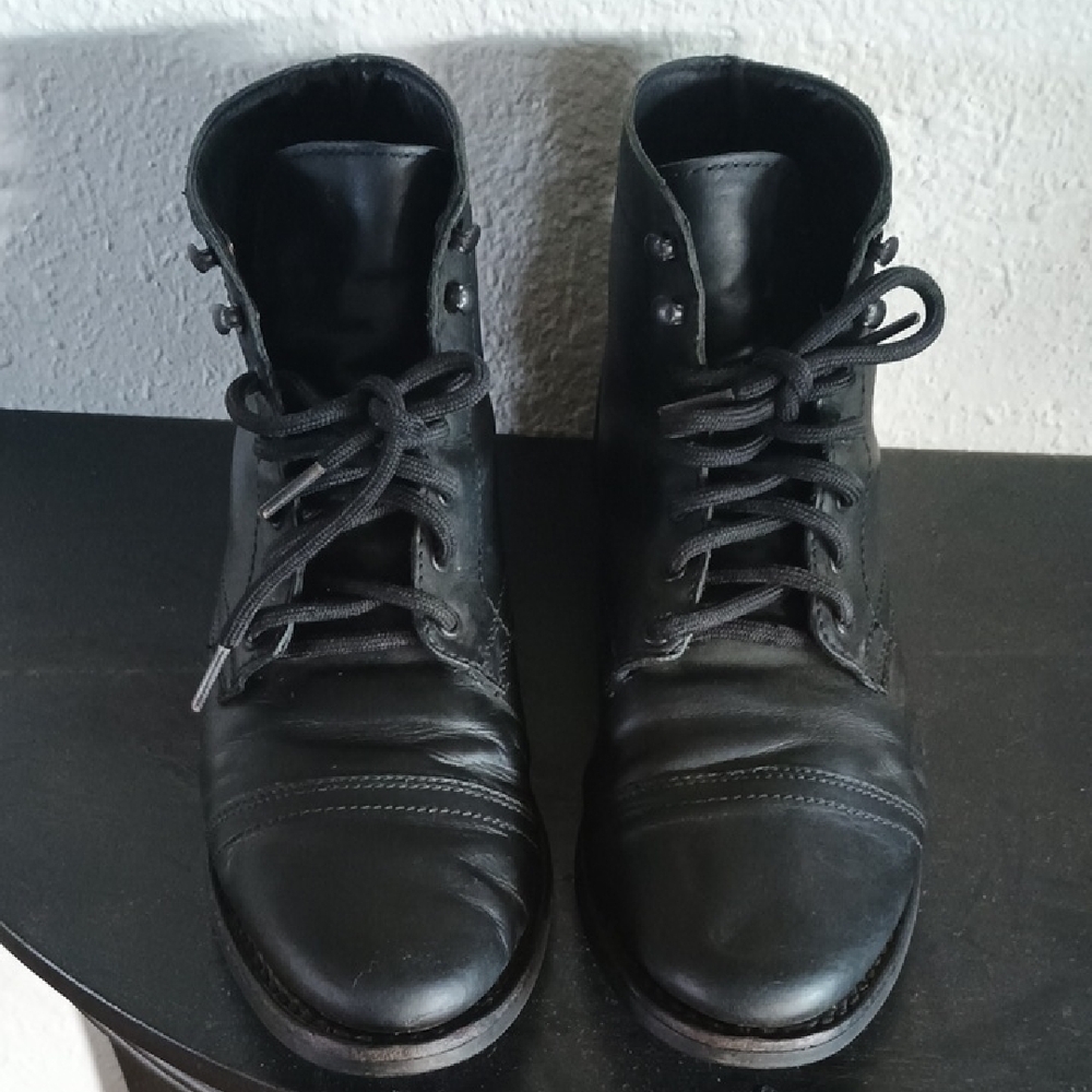 Women's Leather Boots
